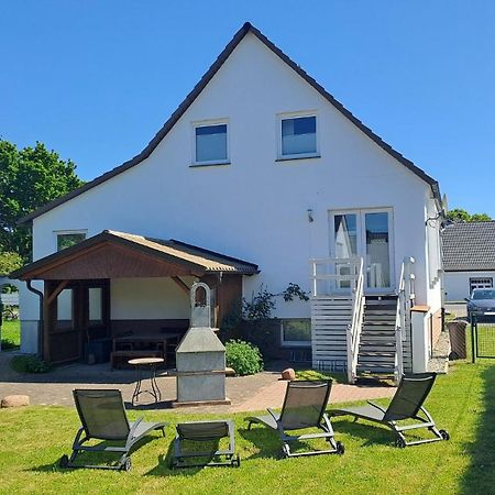 Villa Strandraeuber Zudar Экстерьер фото